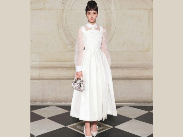 Jisoo Blackpink di Fashion Show Dior 2023