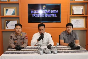 Polisi Amankan Trio Pemuda Bantul Penjual Bahan Peledak