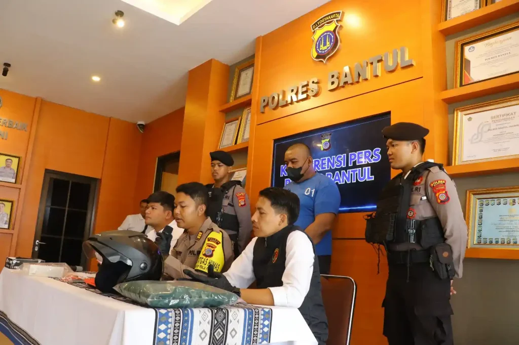 Polisi Tangkap Pelaku Penjambretan